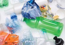 How can the EU adopt a circular economy approach to plastics?