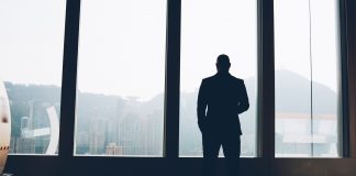 Smart switchable windows