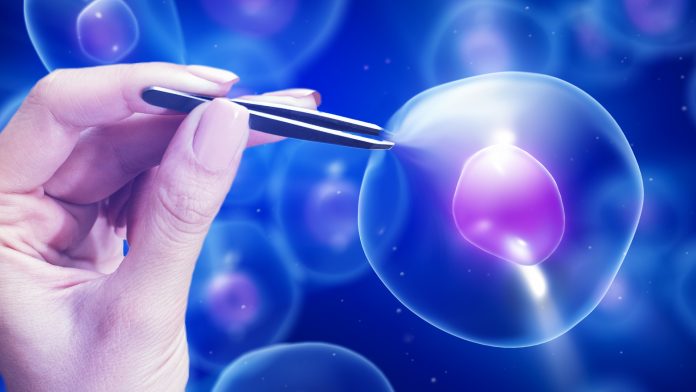 Nano-tweezers can extract single molecules from cells