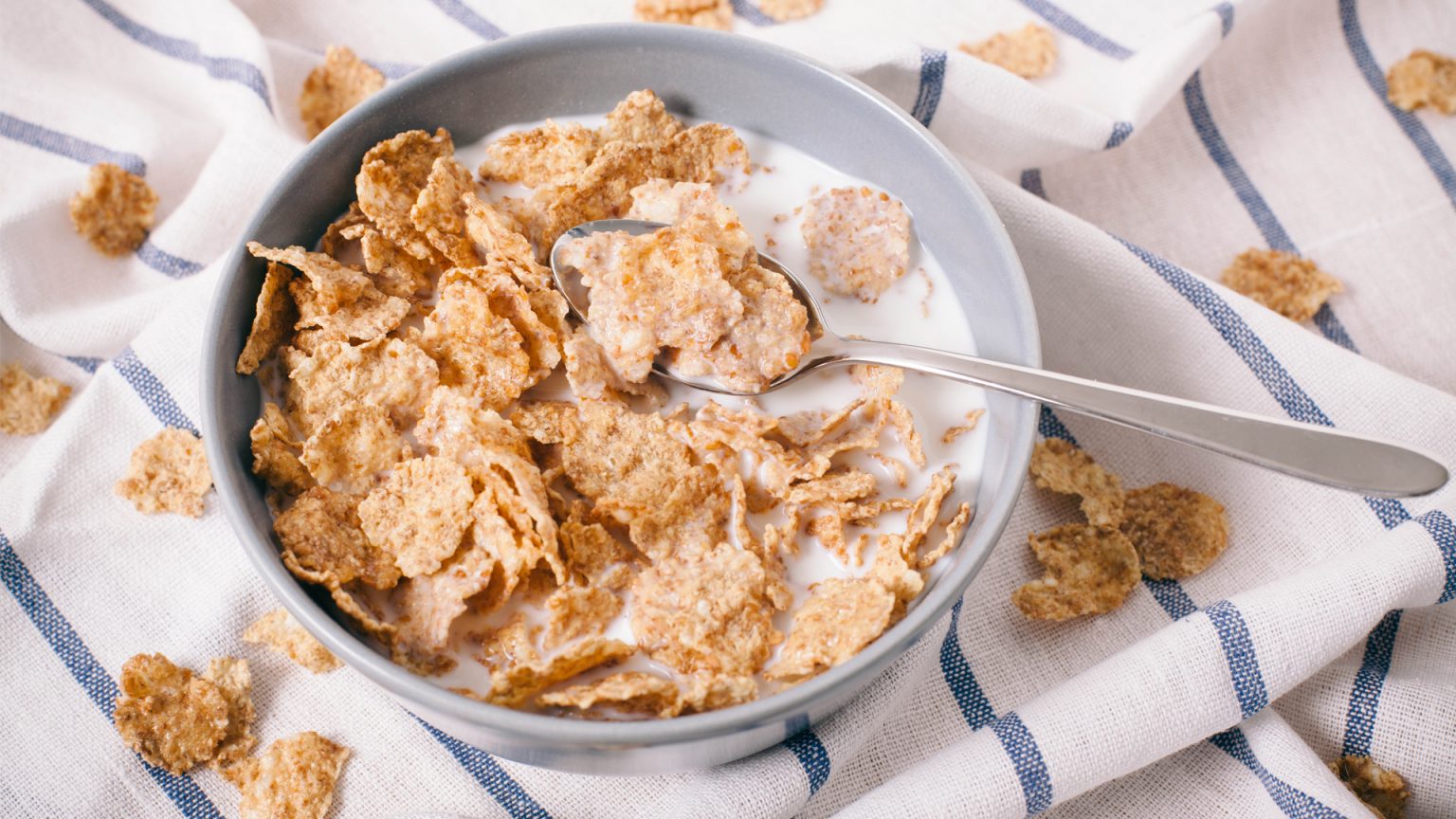 Can breakfast cereal reduce postprandial blood glucose?