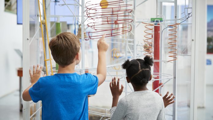 Artificial Intelligence technology for learning