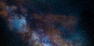 distant galaxy discovery