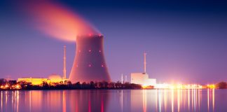 Managing the storage and transportation of commercial spent nuclear fuel