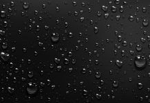 Analysing the merging of water droplets on the International Space Station Water droplets