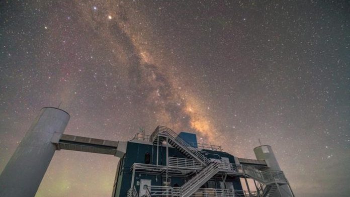 neutrino image from IceCube Observatory