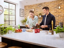 Using more sustainable materials for food packaging could help solve plastic packaging waste problem