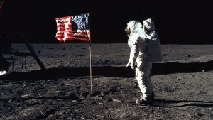 ground,conditions,on,moon,astronaut,plantingamerican.flag