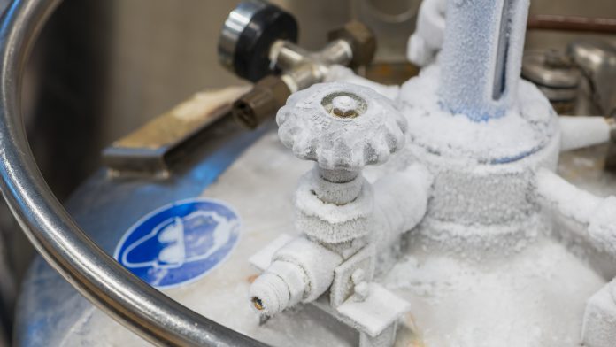 liquid helium ballast refrigeration