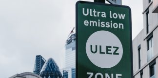 London,,Uk,-,June,15,,2019:,Signs,Indicating,Ultra,Low,Emission,Zone