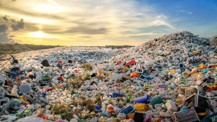 Waste,Polluting,Plastics,Bottles,And,Other,Types,Of,Plastic,Waste,At