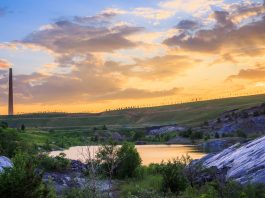 View,Of,A,Smelter,Stack,Of,A,Nickel,Plant,Showing,Regulating,Geoscience,Activity