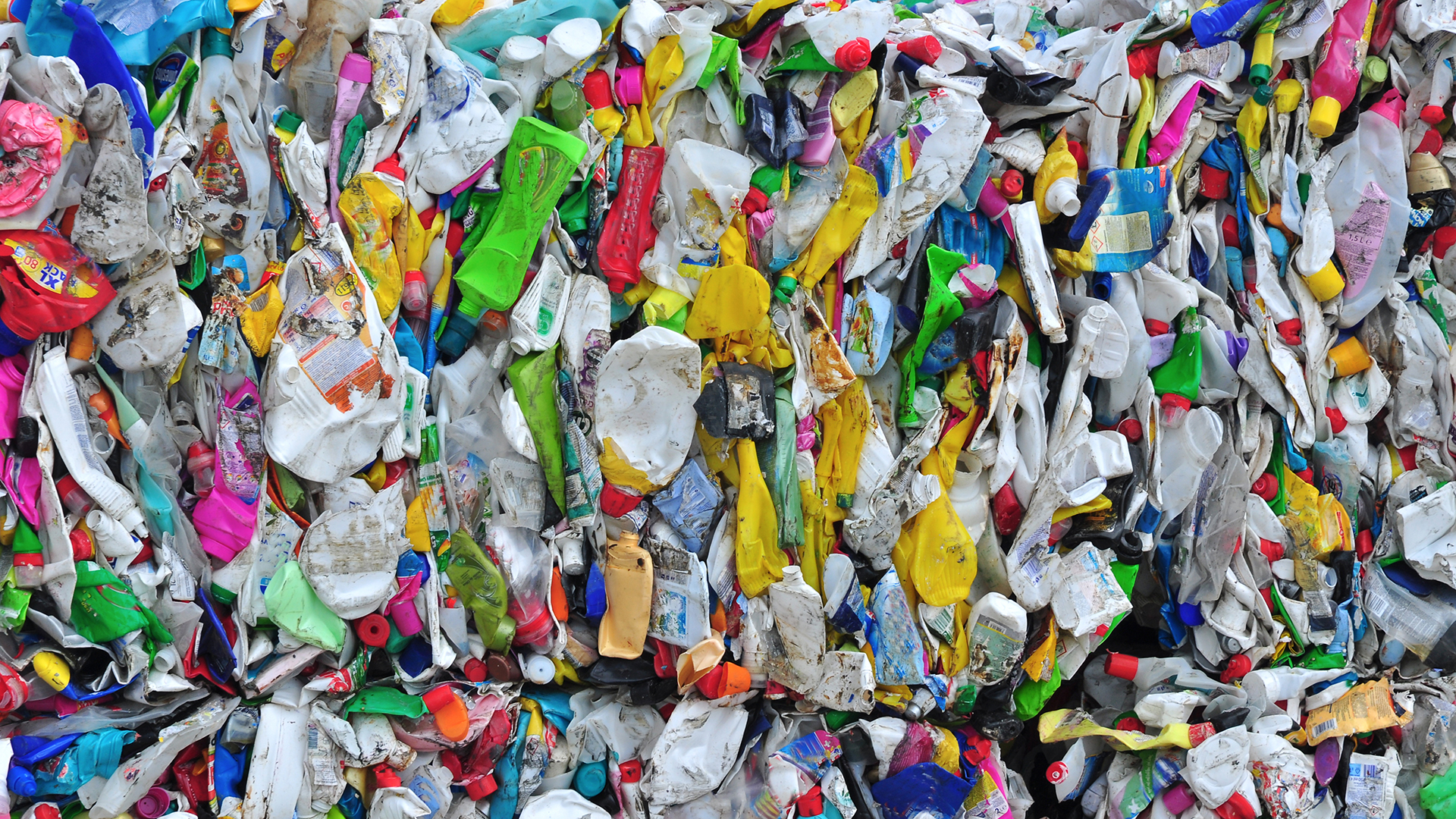 Plastics2Olefins project: Recycling plastic waste into high-value materials