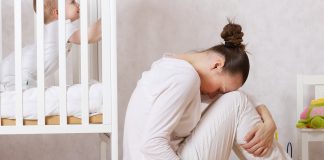 Young,Mother,Between,30,And,40,Years,Old,Is,Experiencing,Postpartum,Haemorrhage