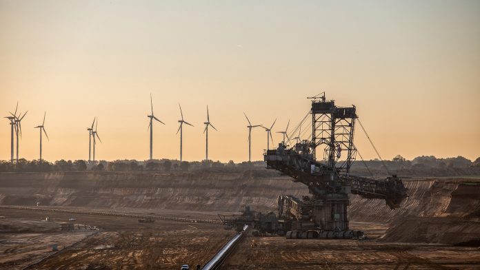 critical raw materials extraction