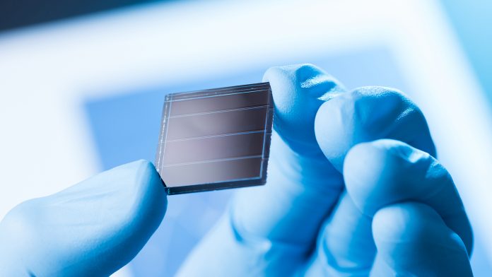 stretchable solar cells