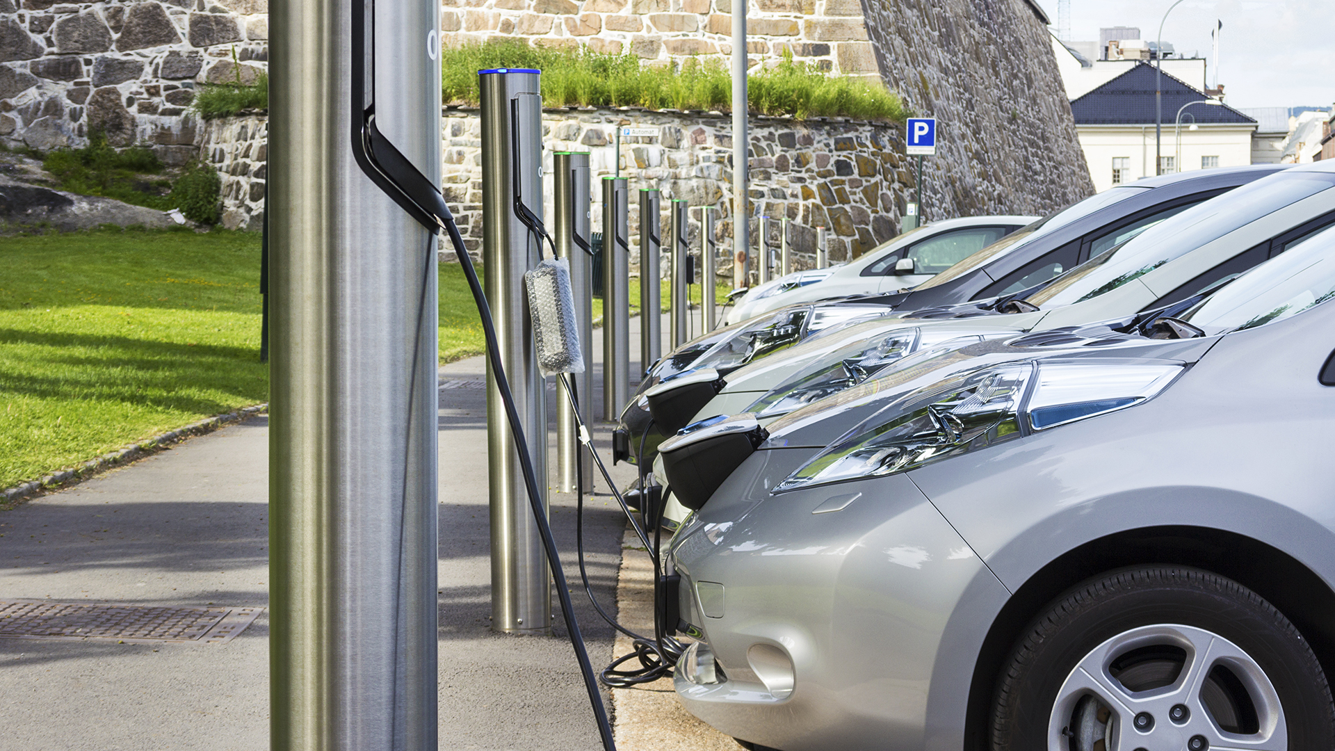 Empowering the EV industry: Canada's journey towards sustainable mobility