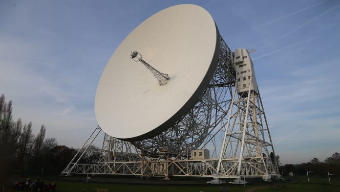 lovell telescope, radio signals