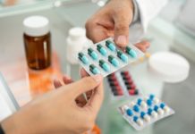 Wearable cameras use AI to detect medication errors medication