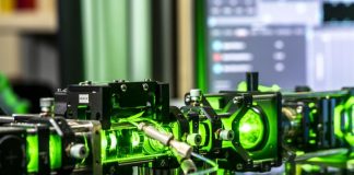 The sensor platform uses laser light to detect nanoplastic particles in liquids