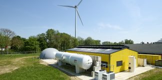 hydrogen-iron flow battery