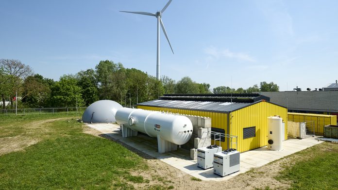 hydrogen-iron flow battery