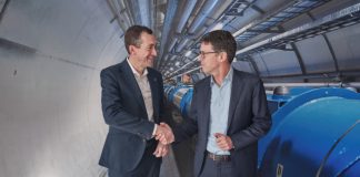 Fusion for Energy (F4E) Director Marc Lachaise (left) and CERN Director for Accelerators and Technology Mike Lamont sign the framework collaboration agreement between CERN and F4E on 10 September 2025. (Image: CERN)