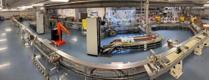 At HZB, novel concepts for particle accelerators are being developed and tested that offer a wide range of possible applications. Here is a glimpse into the SEAlab (Sustainable Electron Accelerator Laboratory) at HZB.